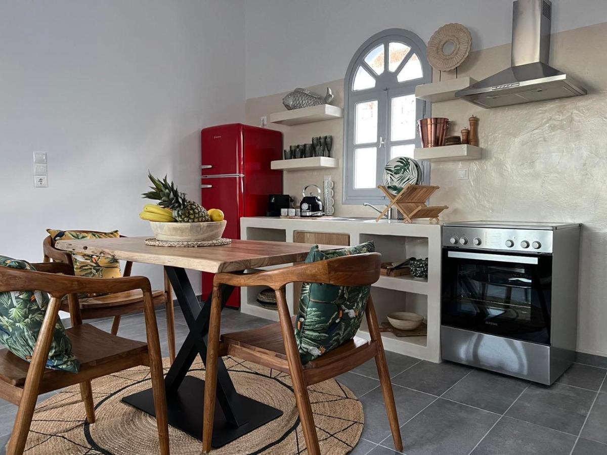 סנטוריני Divino Suites (Adults Only) מראה חיצוני תמונה
