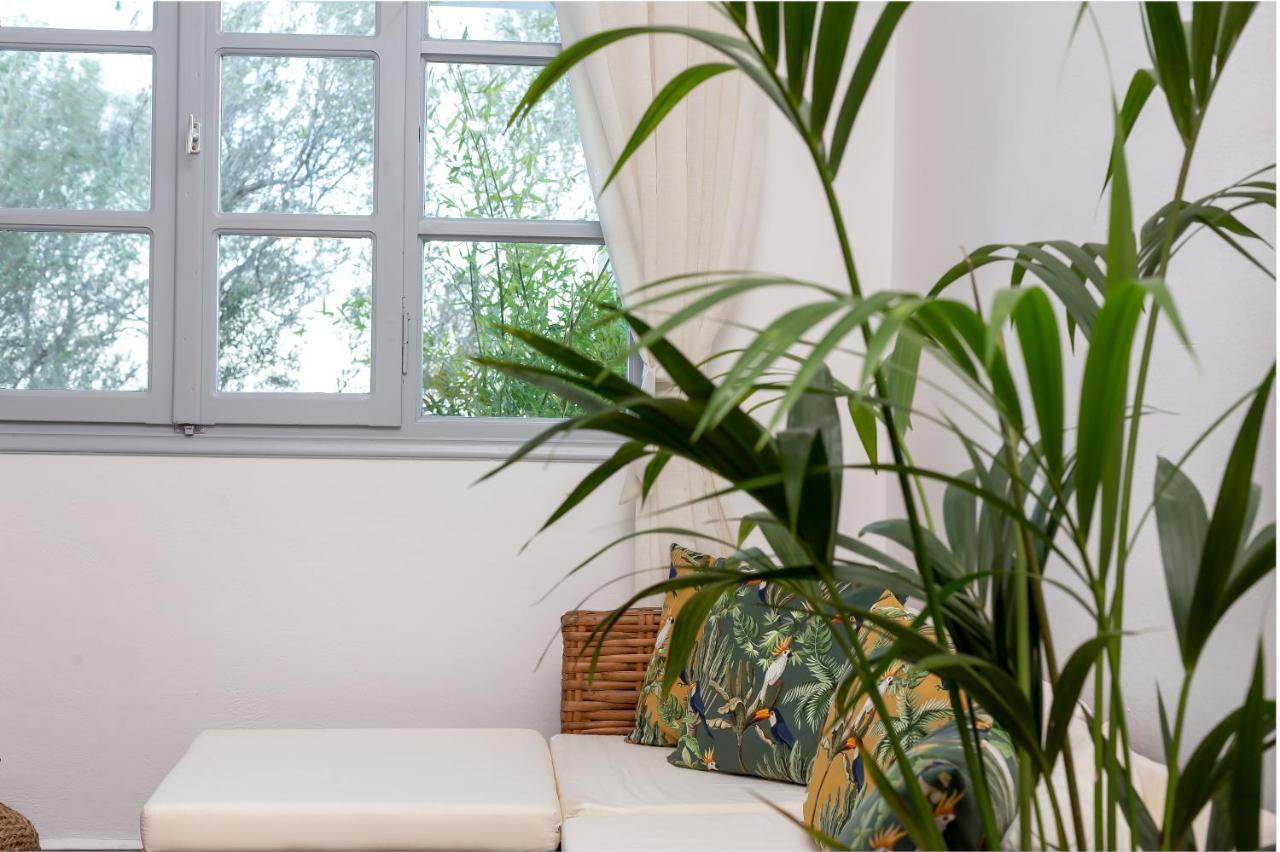 סנטוריני Divino Suites (Adults Only) מראה חיצוני תמונה