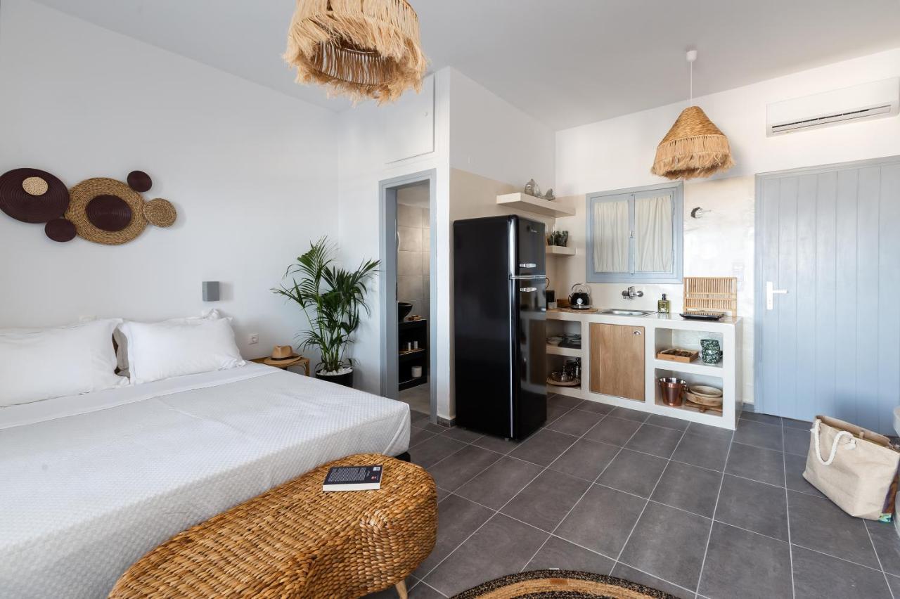 סנטוריני Divino Suites (Adults Only) מראה חיצוני תמונה