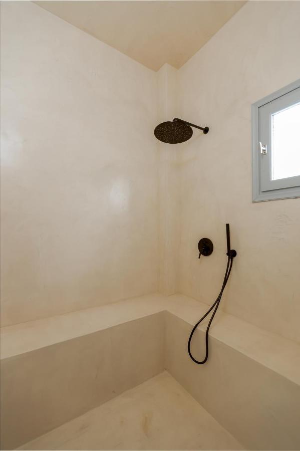 סנטוריני Divino Suites (Adults Only) מראה חיצוני תמונה